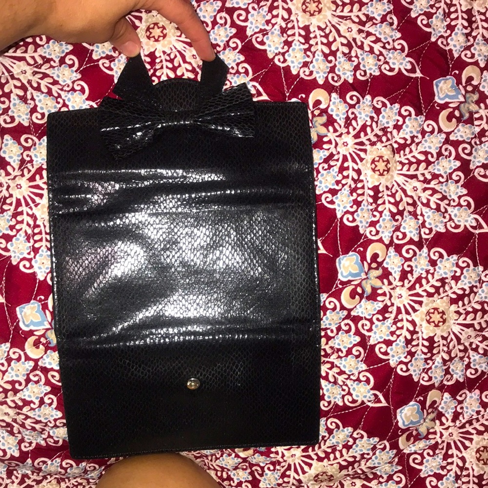 Gorgeous Black Pleather Wallet!